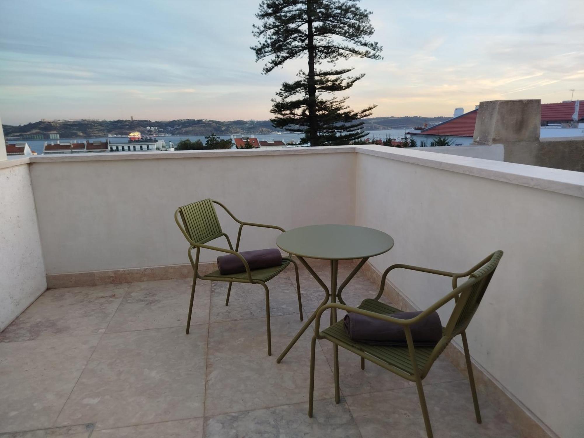 Ajuda Palace Inn Lisbon Apartments Exterior photo